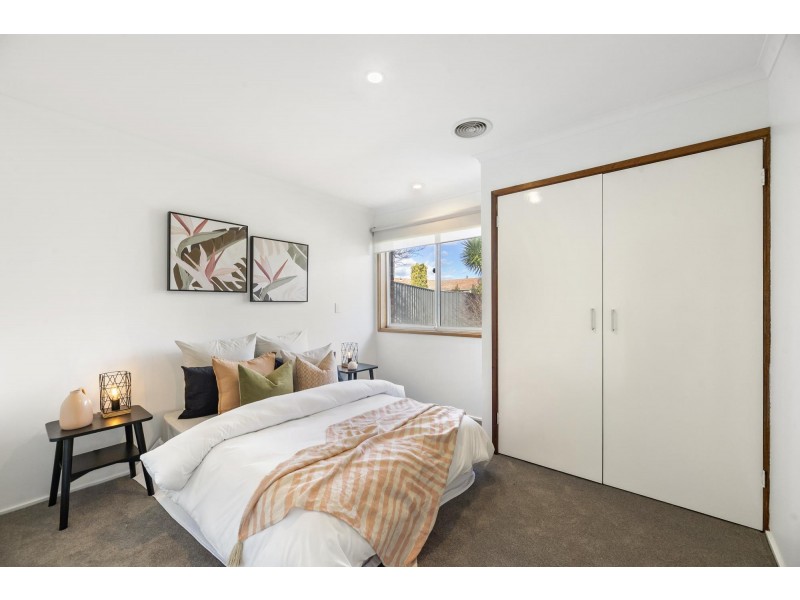 10 Macknight Place, Macarthur ACT 2904