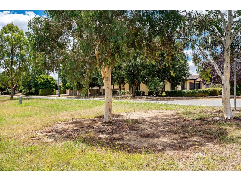 1 Dame Zara Street, Gungahlin ACT 2912