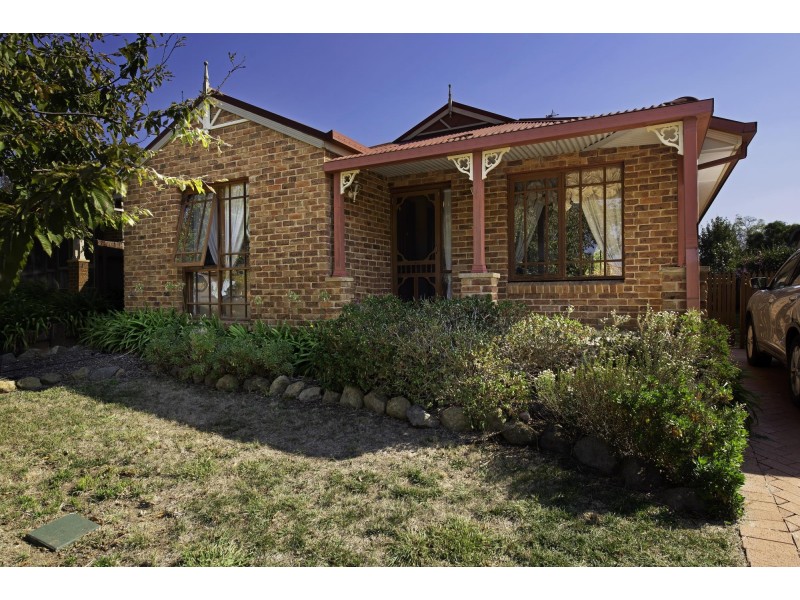5 Grace Place, Amaroo ACT 2914