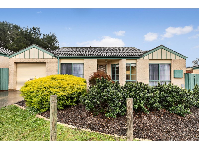 8/14 Len Waters Street, Ngunnawal ACT 2913