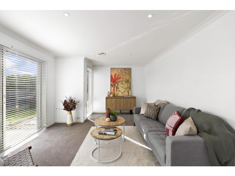 10 Westerman Street, Casey ACT 2913