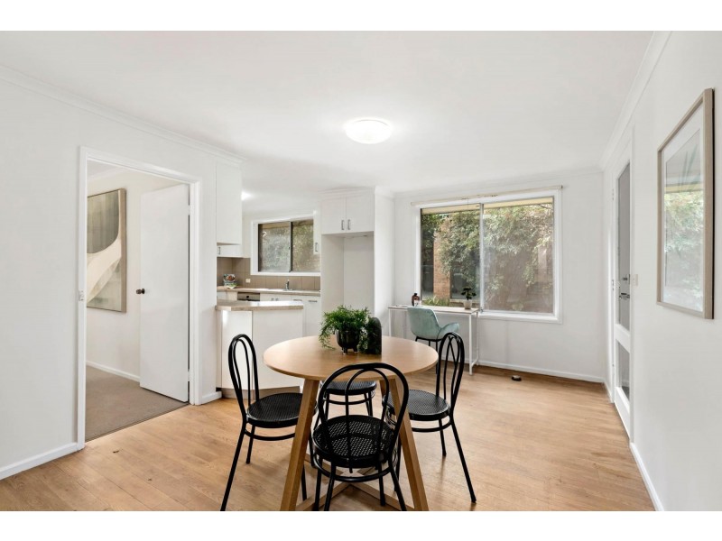 32 Berne Crescent, Macgregor ACT 2615