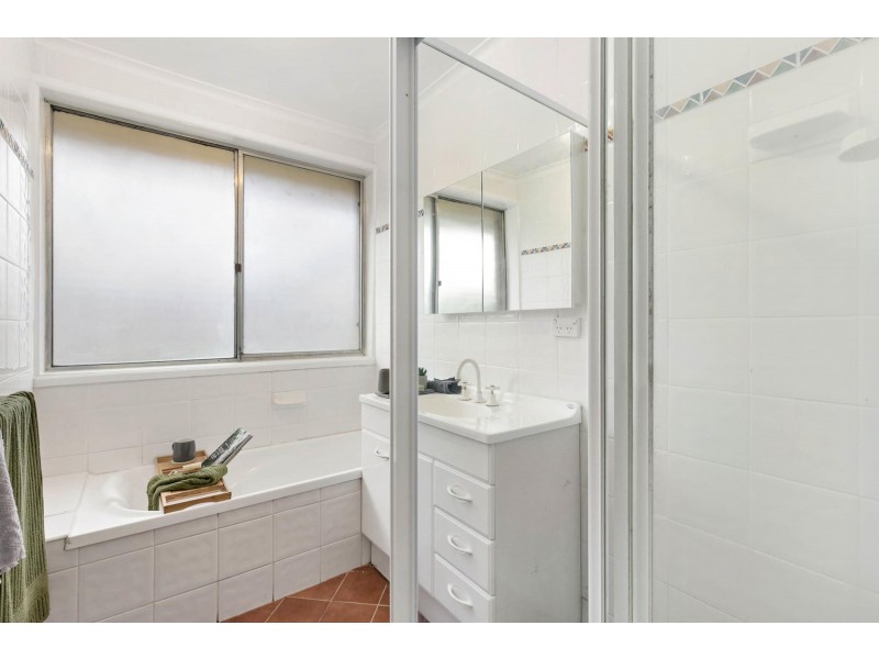 32 Berne Crescent, Macgregor ACT 2615