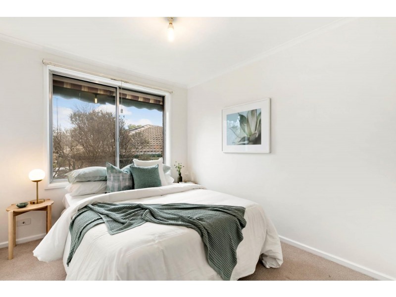 32 Berne Crescent, Macgregor ACT 2615