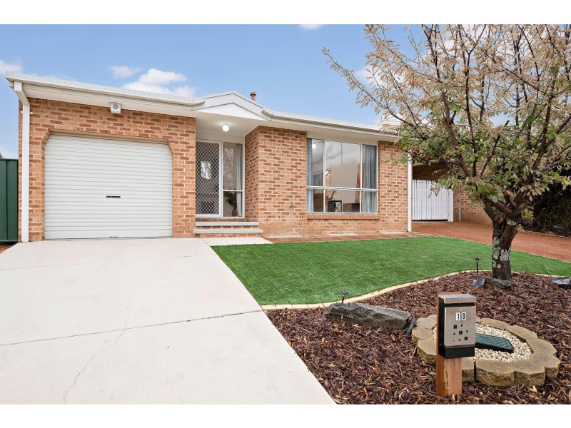 18 Budyan Court, Ngunnawal ACT 2913