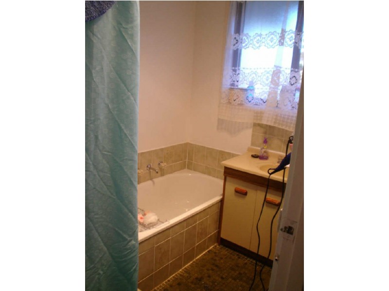 2 Clark Close, Spence ACT 2615