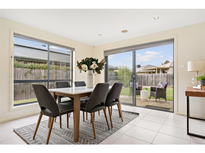 19 Donald Horne Circuit, Franklin ACT 2913