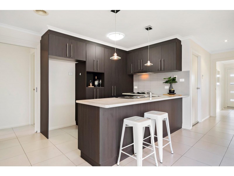19 Donald Horne Circuit, Franklin ACT 2913