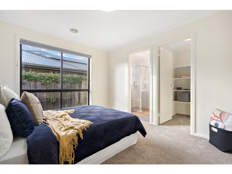 19 Donald Horne Circuit, Franklin ACT 2913