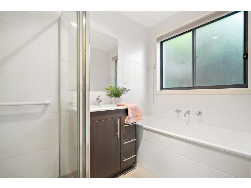 19 Donald Horne Circuit, Franklin ACT 2913