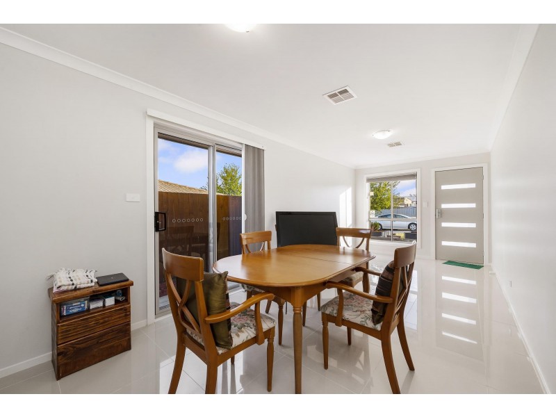 4 Rockwood Street, Casey ACT 2913