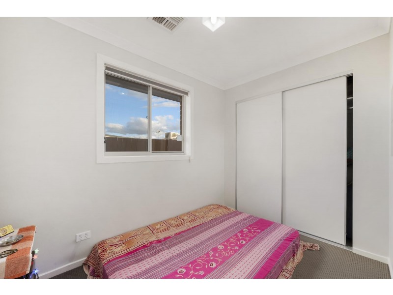 4 Rockwood Street, Casey ACT 2913