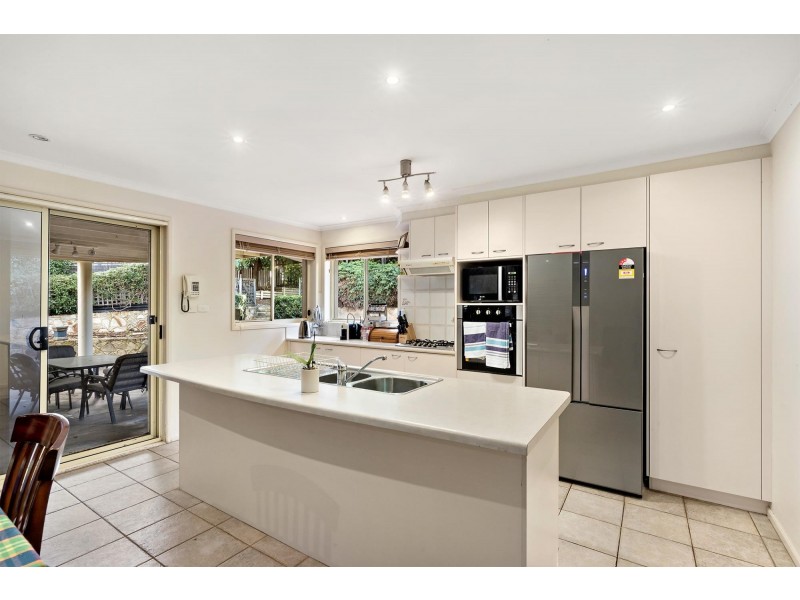 25 Bunduluk Crescent, Ngunnawal ACT 2913