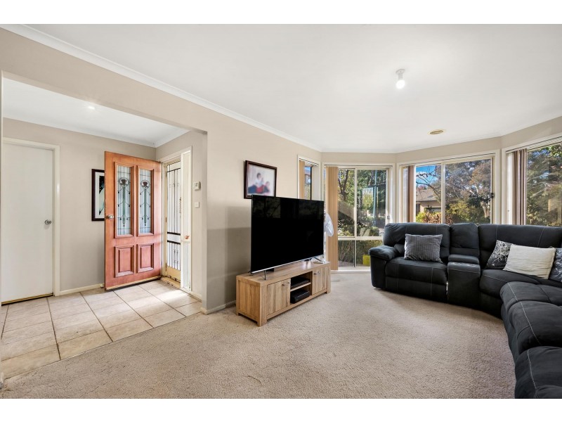 25 Bunduluk Crescent, Ngunnawal ACT 2913