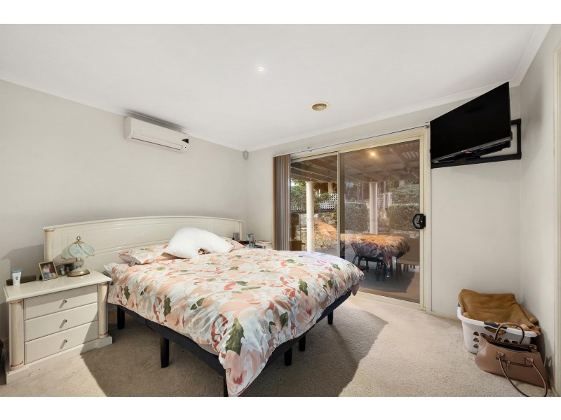 25 Bunduluk Crescent, Ngunnawal ACT 2913