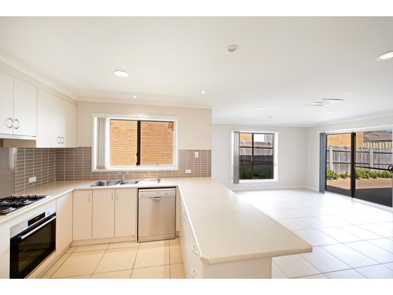 32 Beveridge Crescent, Forde ACT 2914
