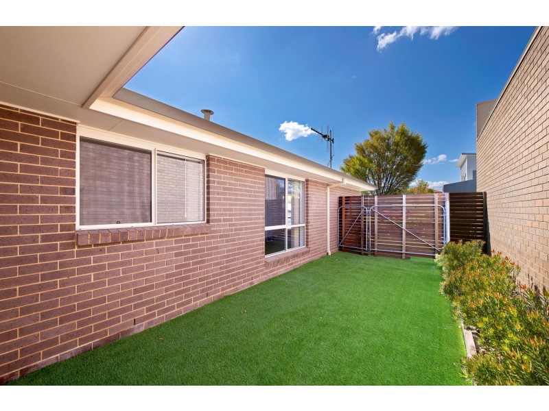 32 Beveridge Crescent, Forde ACT 2914