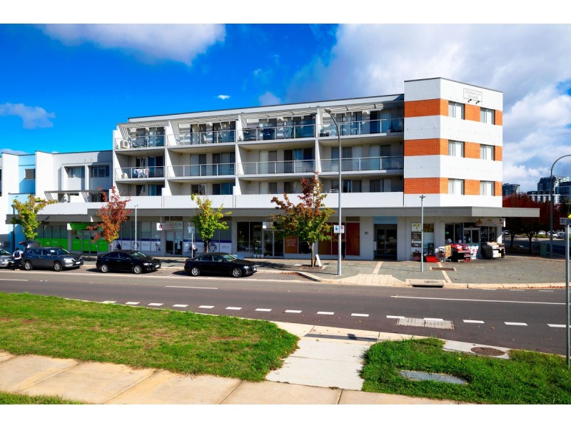1 bed + study/75/10 Hinder Street, Gungahlin ACT 2912
