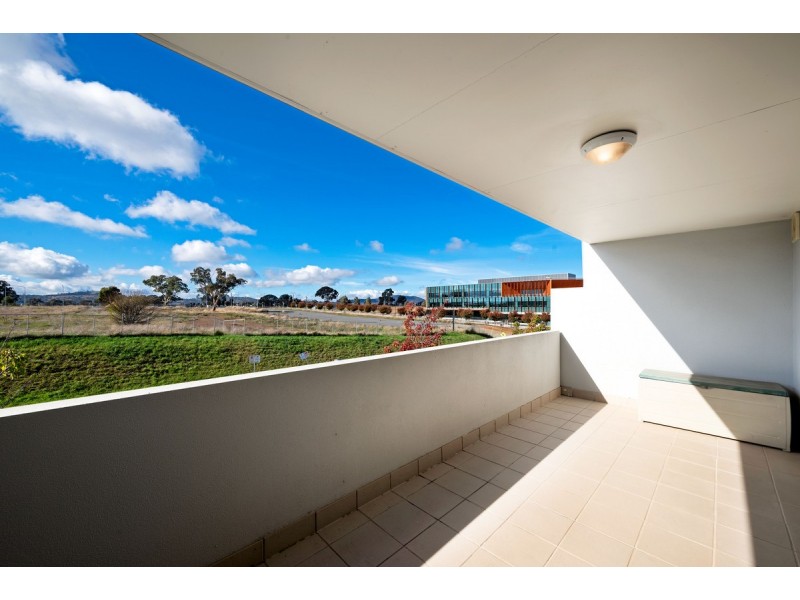 1 bed + study/75/10 Hinder Street, Gungahlin ACT 2912