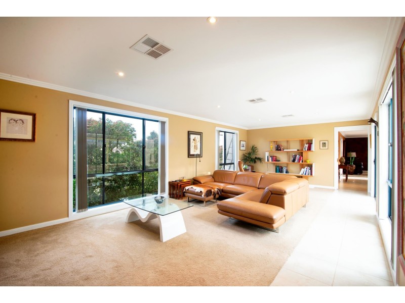 4 Geehi Place, Amaroo ACT 2914