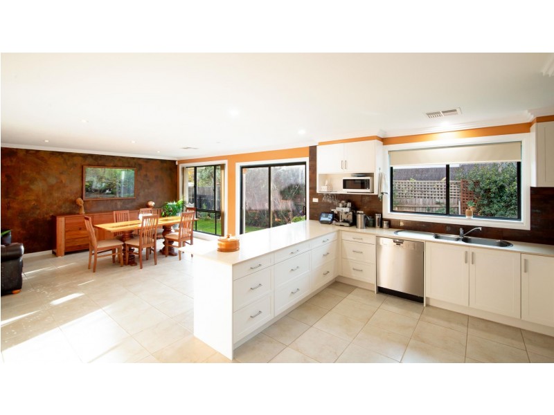 4 Geehi Place, Amaroo ACT 2914