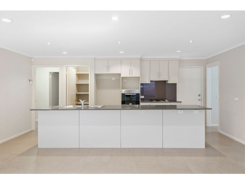 14 Marcus Street, Forde ACT 2914