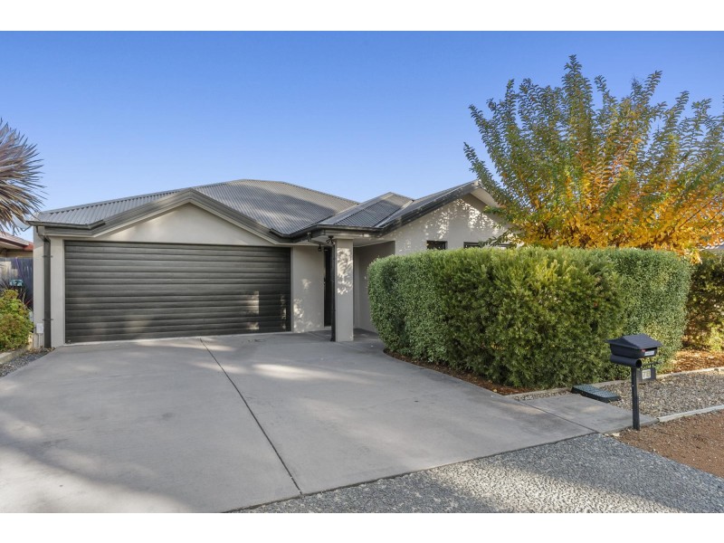 78 Megalong Crescent, Harrison ACT 2914