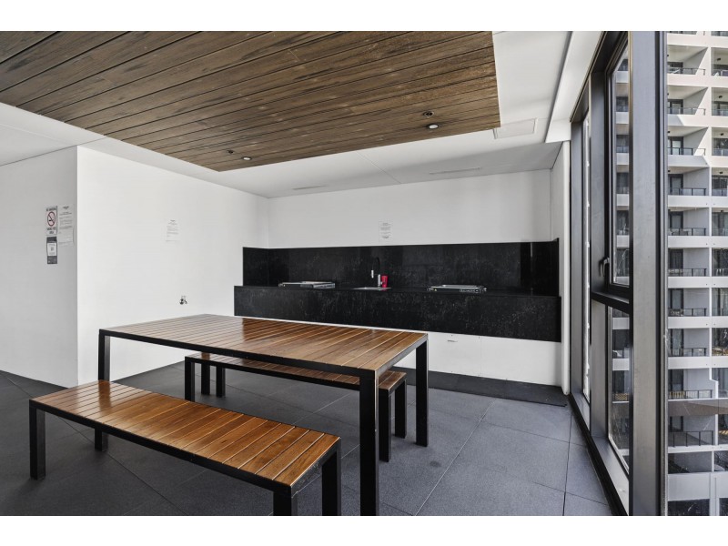 42/260 City Walk, Canberra ACT 2600