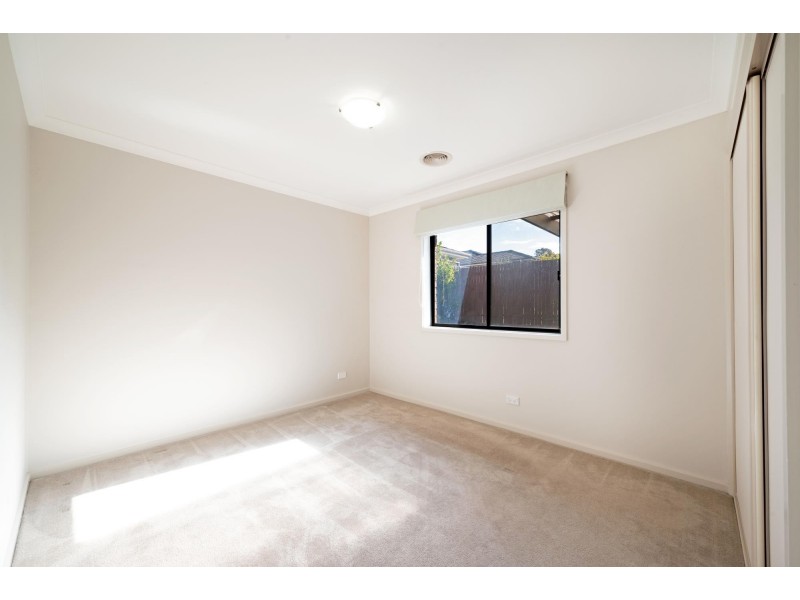 7 Dunk Street, Casey ACT 2913