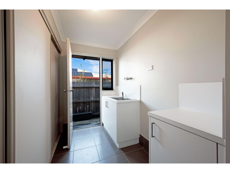 7 Dunk Street, Casey ACT 2913