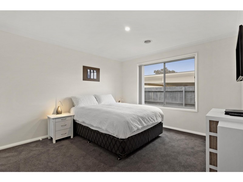4 Schrieber Place, Bonner ACT 2914
