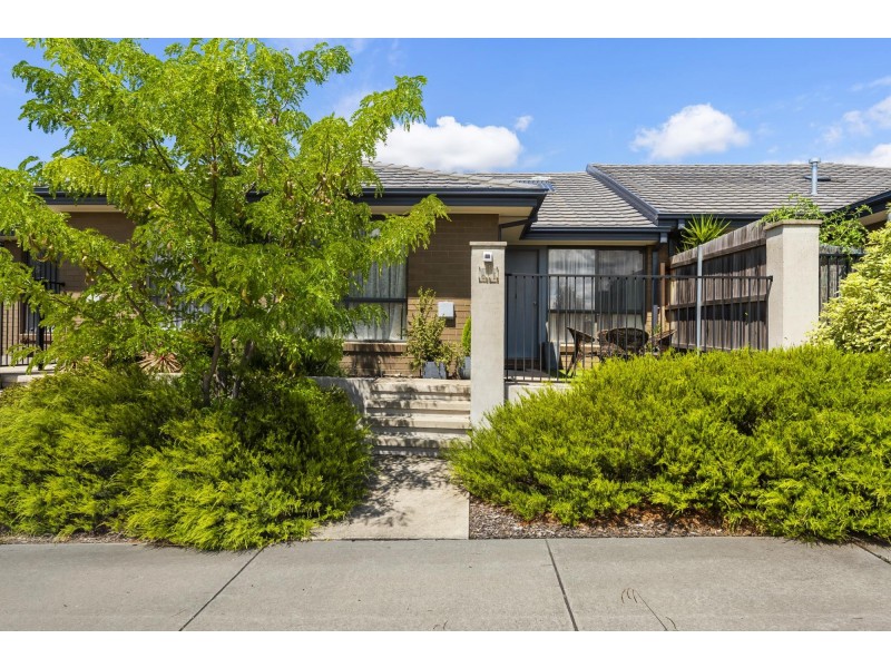 61 Burrumarra Avenue, Ngunnawal ACT 2913