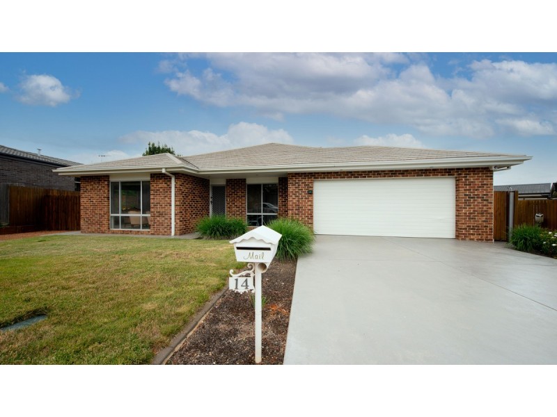 14 Elia Ware Crescent, Bonner ACT 2914