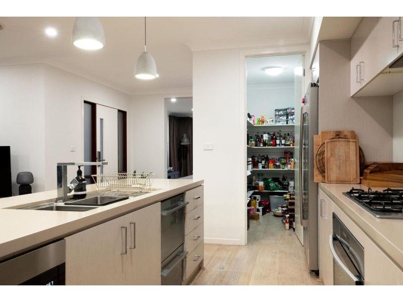 35 Hyslop Crescent, Casey ACT 2913