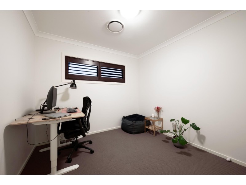 35 Hyslop Crescent, Casey ACT 2913