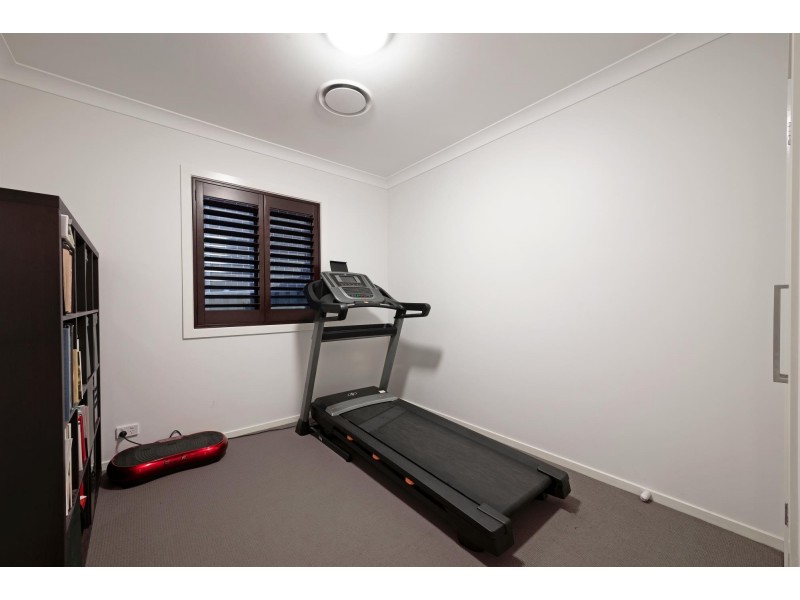 35 Hyslop Crescent, Casey ACT 2913