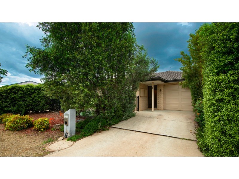 9 Grimstone Place, Franklin ACT 2913