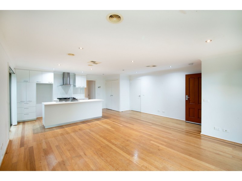 9 Grimstone Place, Franklin ACT 2913