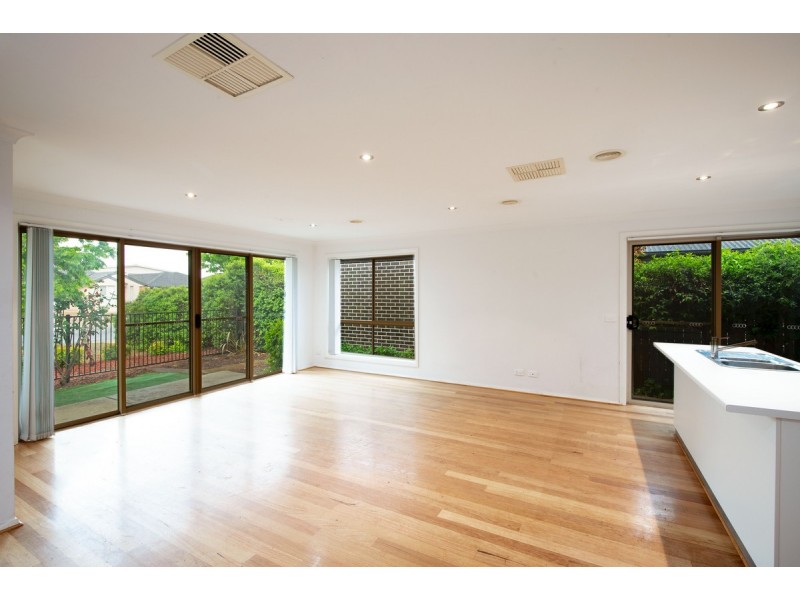 9 Grimstone Place, Franklin ACT 2913