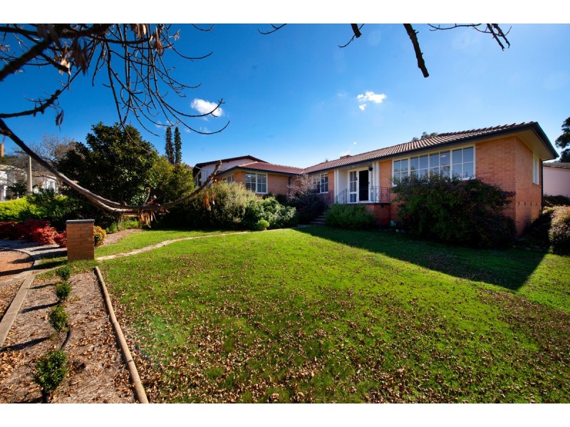 5 Trumble Street, Pearce ACT 2607