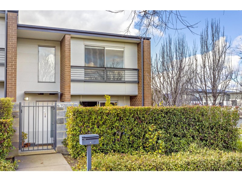 4/92 Henry Kendall Street, Franklin ACT 2913
