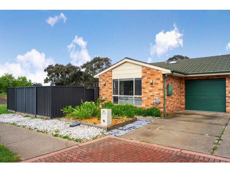 34 Gang Gang Court, Ngunnawal ACT 2913
