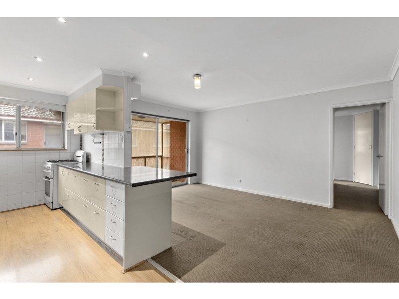 11/56 Trinculo Place, Queanbeyan NSW 2620