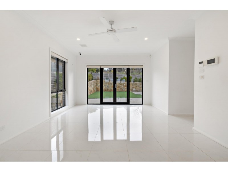 33 Lucy Beeton Crescent, Bonner ACT 2914