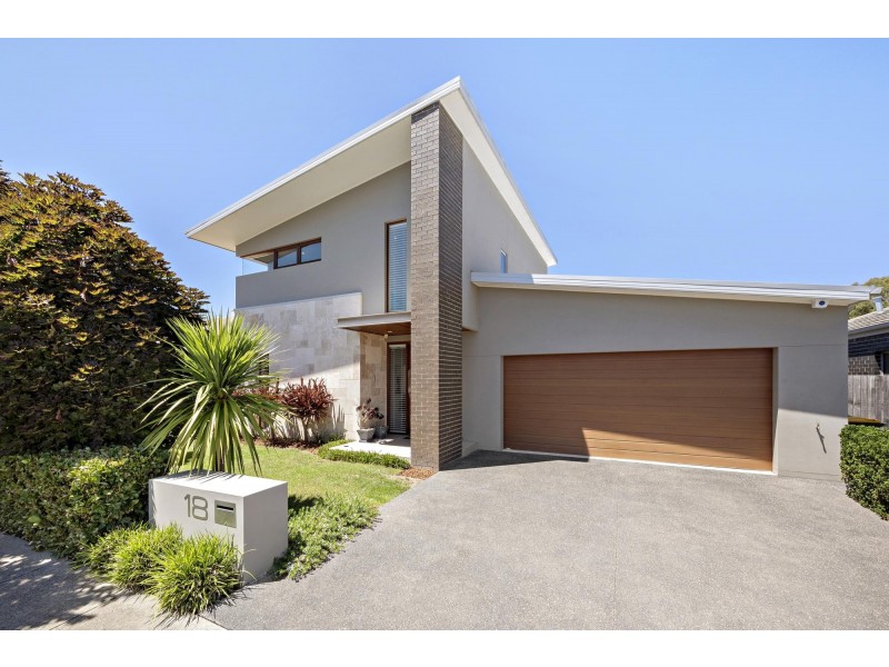 18 Ivy Kent Street, Forde ACT 2914