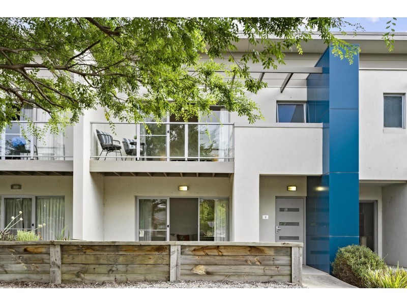 9/311 Flemington Road, Franklin ACT 2913