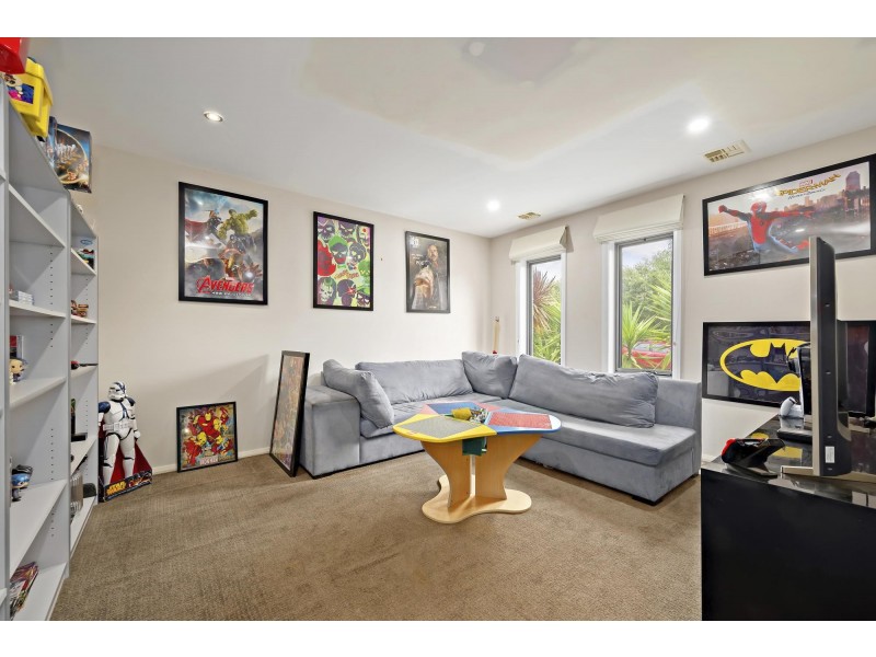 4 Denoon Street, Forde ACT 2914