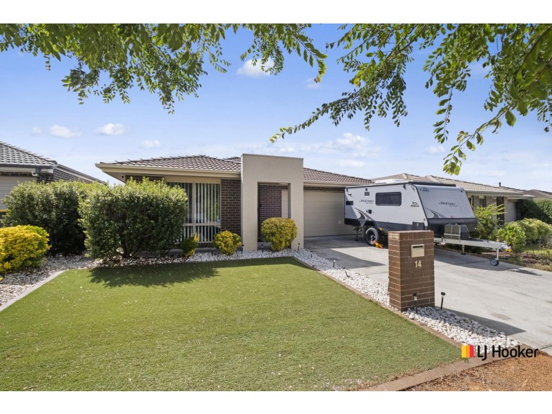 14 Walter Crocker Crescent, Casey ACT 2913