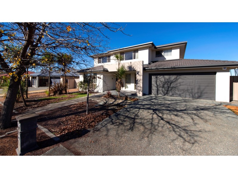 42 Jeanne Young Circuit, Mckellar ACT 2617