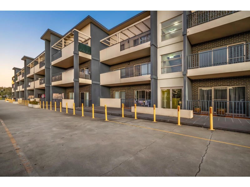 27/16 David Miller Crescent, Casey ACT 2913